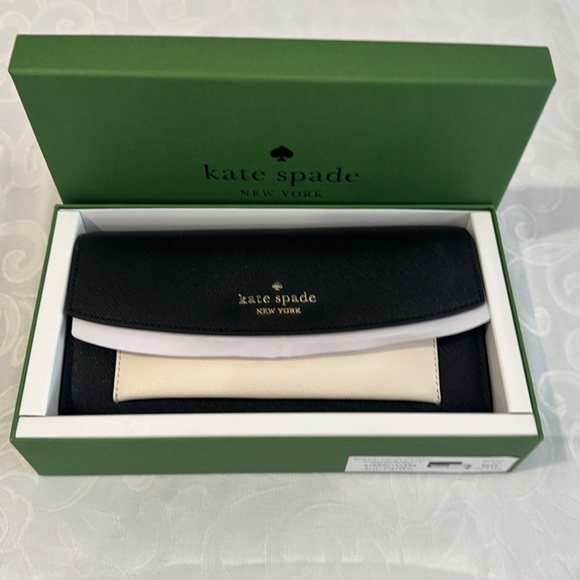 ♠️ Kate spade colorblock continental wallet with removable card wallet. - Picture 13 of 14
